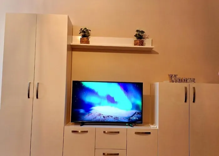 Mirage Deluxe Апартаменты *