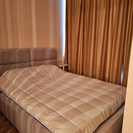 Mirage Deluxe Apartment Burgas